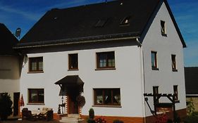 Pension Loni Theisen